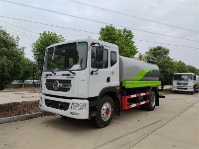 杭州用戶喜提12方灑水車(chē)，澆花、澆樹(shù)、綠化噴灑功能全